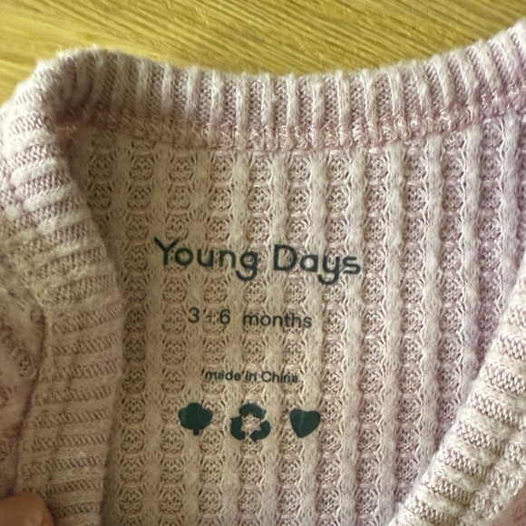 Young Days Lavender Knit Baby Set - Picture 2 of 4